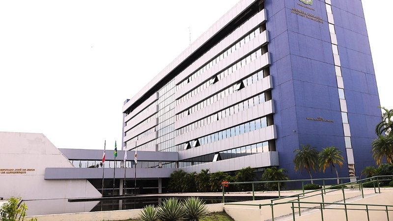 Assembleia publica lista com chapas de candidatos ao governo e abre prazo para impugnação