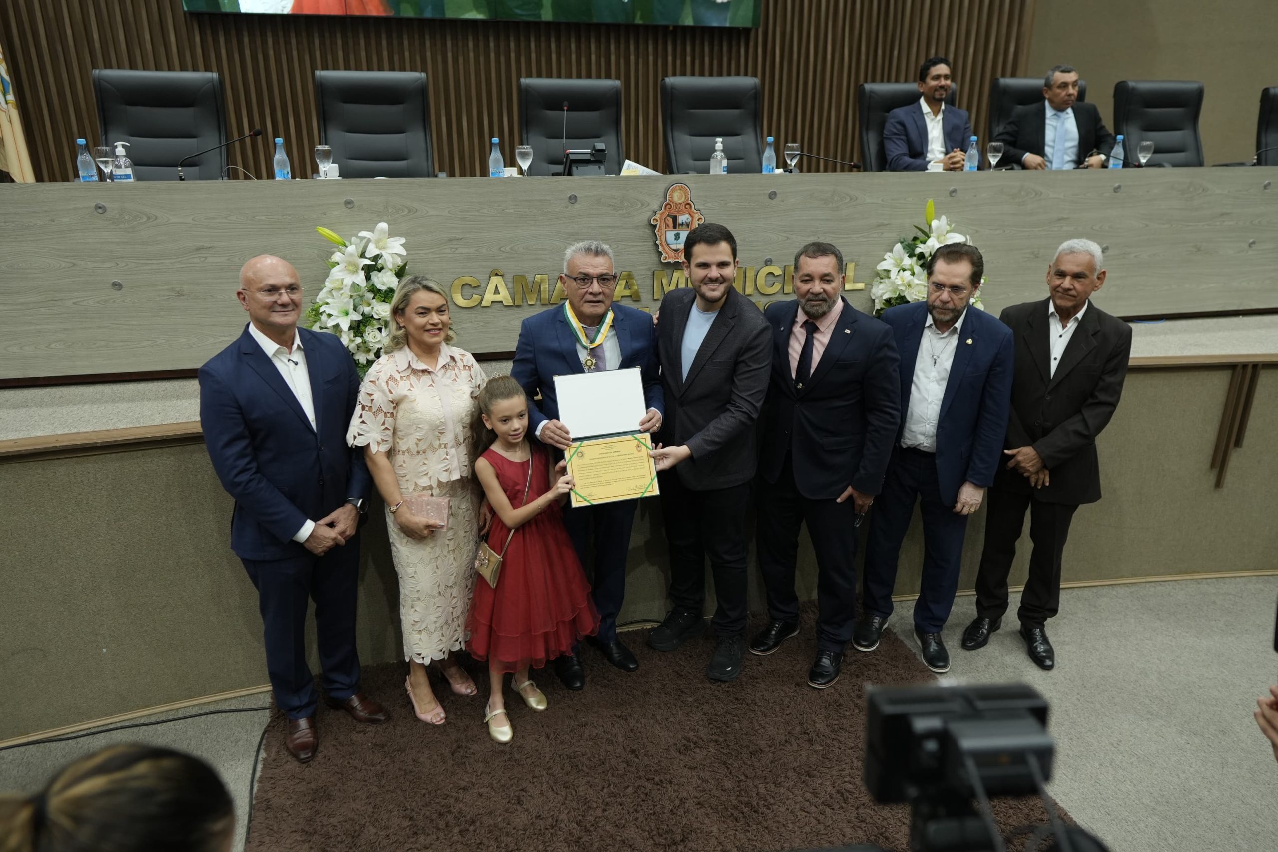 Renato Junior elogia Coronel Menezes e destaca: “Respeito a sua história