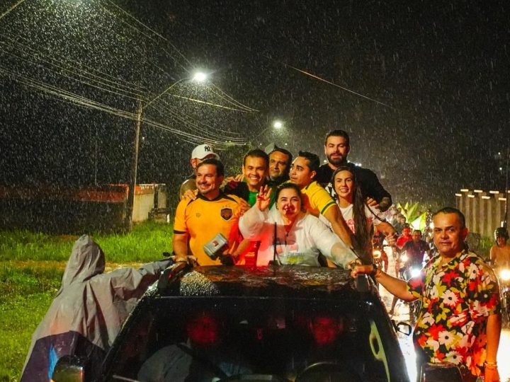 Emoção toma conta da caravana da Professora Maria do Carmo em Guajará