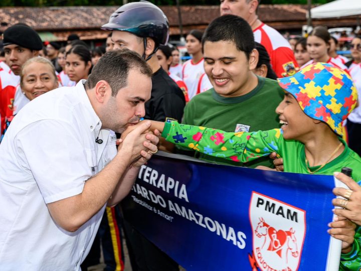 Durante celebração dos 189 anos da PMAM, governador interino Roberto Cidade destaca mais de R$ 1 bilhão em investimentos na segurança pública
