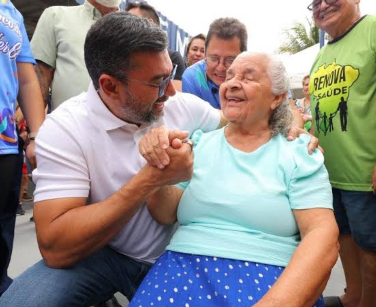 Wilson Lima deixa o governo em alta e mira o Senado após gestão marcada por obras e aprovação popular