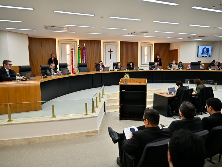 Gestora do Fundo de Educação de Humaitá é multada pelo TCE-AM após irregularidades