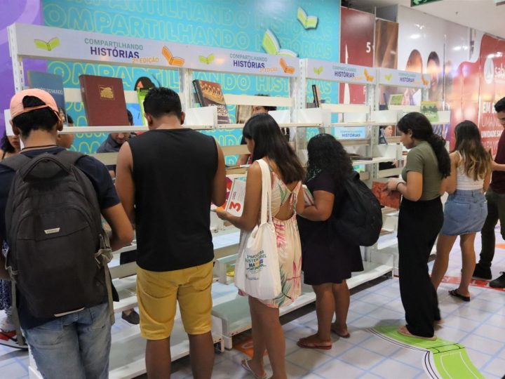 Imprensa Oficial do Amazonas celebra o Dia Mundial do Livro com incentivo à leitura