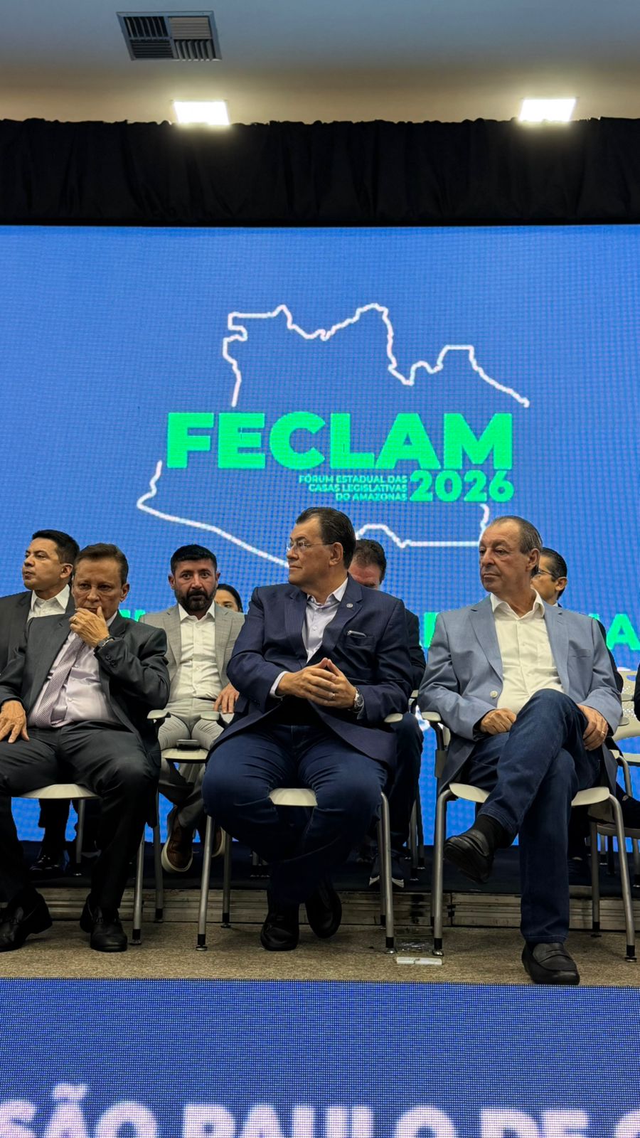 Senador Eduardo Braga participa do Fórum Estadual das Casas Legislativas e destaca papel dos vereadores no Amazonas