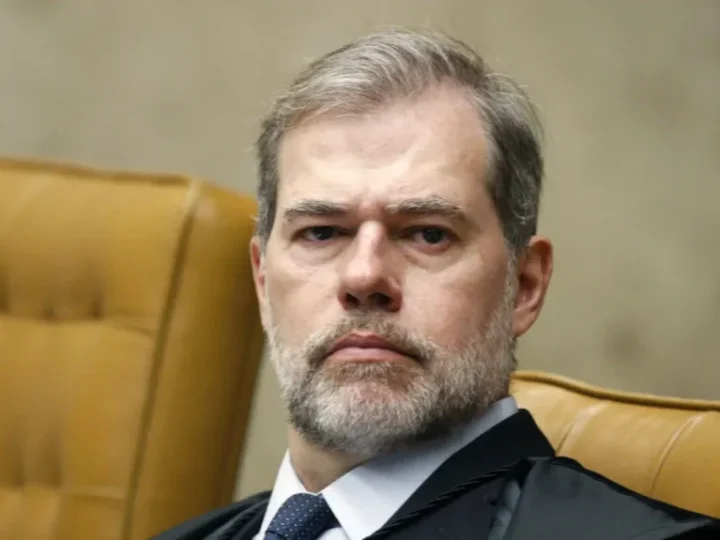 Toffoli se declara suspeito em julgamento sobre prisão de ex-presidente do BRB no STF