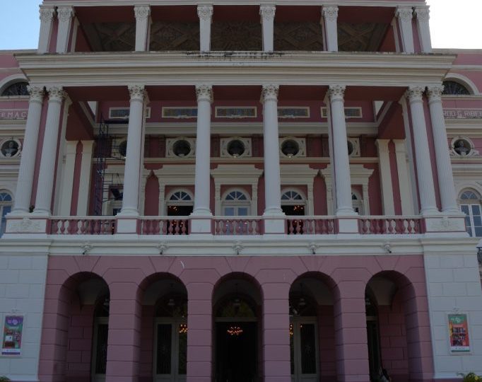 Espaços culturais de Manaus terão horário de funcionamento especial no feriado do Dia do Trabalhador