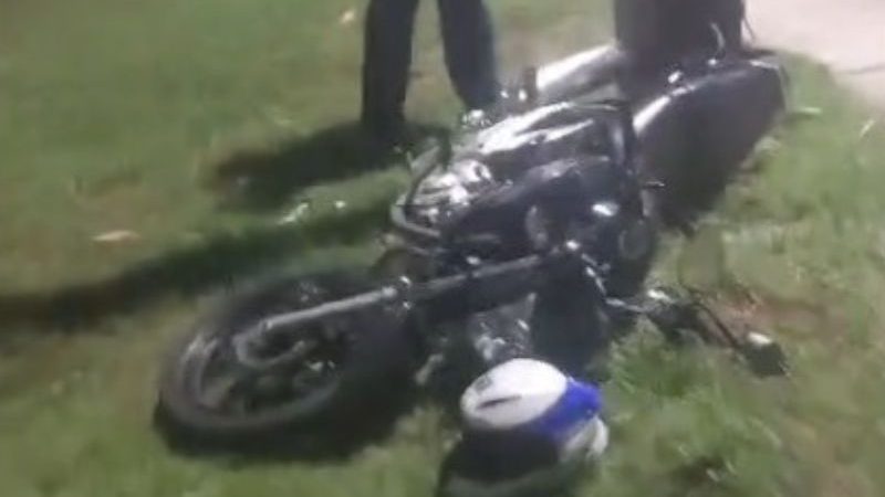 Piloto de moto e passageira morrem em acidente na Avenida das Torres