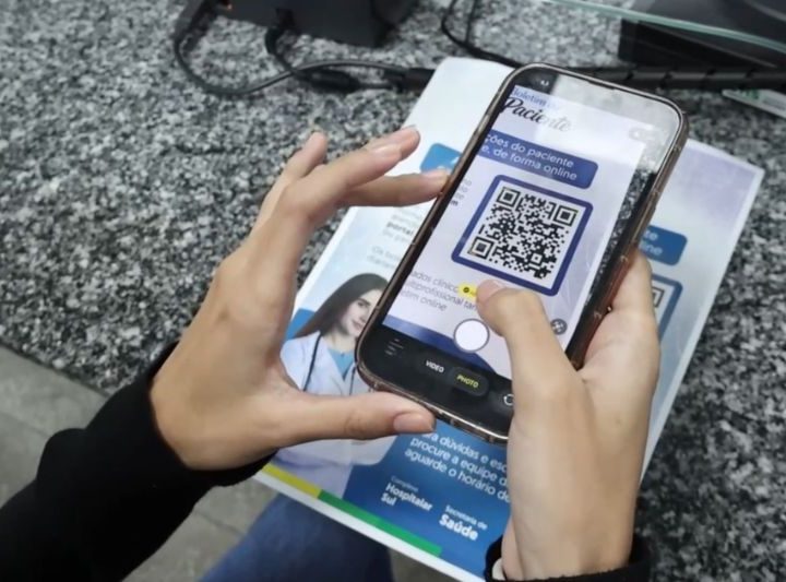 Rotina de pacientes em hospitais de Manaus é informada a familiares pela internet