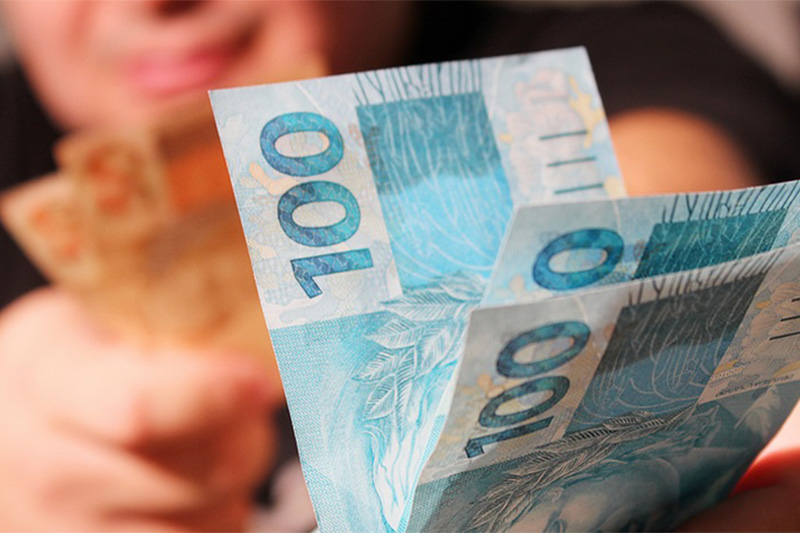 Aumento salarial para servidores está proibido em função das eleições