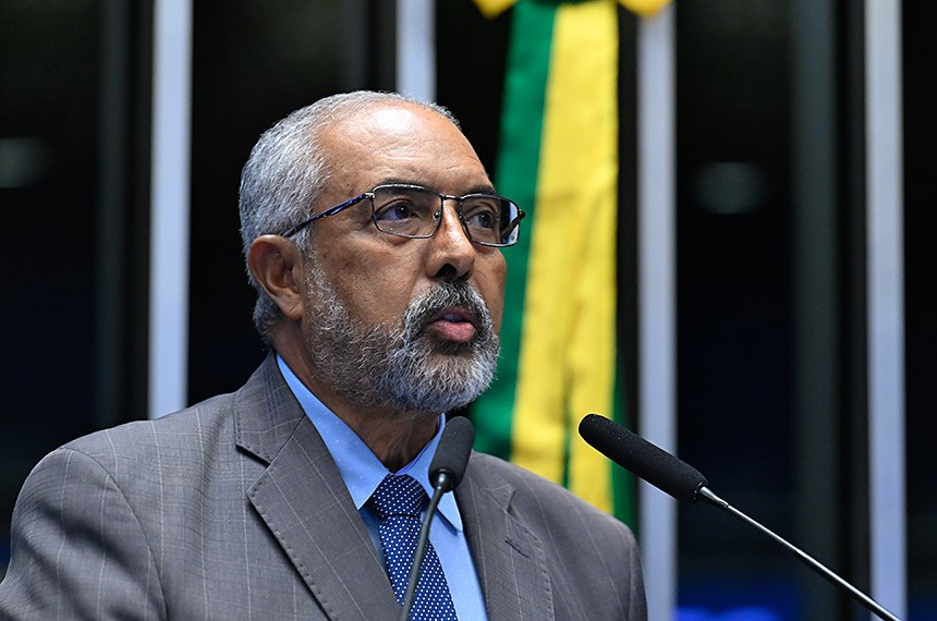 Paim cobra votação de proposta que reduz jornada para 40 horas