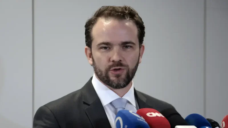 Novo Desenrola permitirá uso do FGTS para renegociação de dívidas