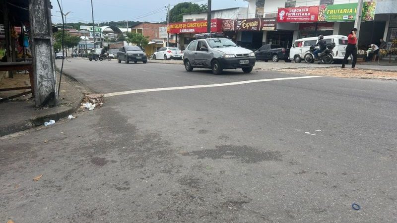 Motorista atropela quatro alunas e foge sem prestar socorro em Manaus