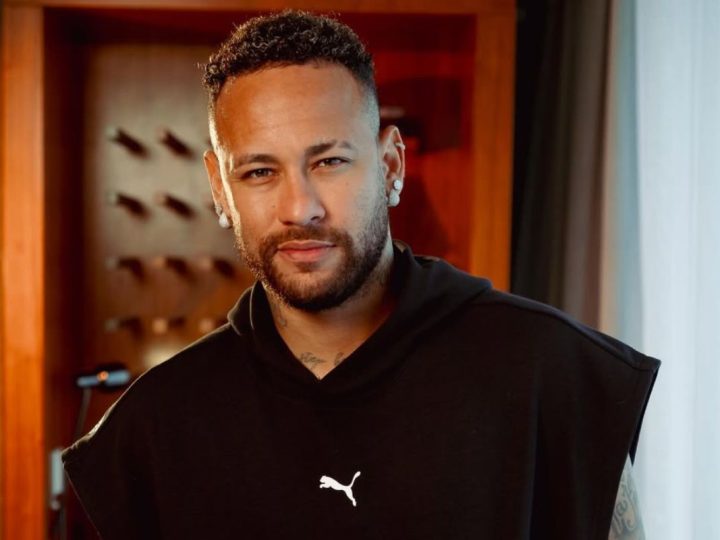 Neymar desabafa após gesto na saída de campo: ‘Estão pegando pesado’