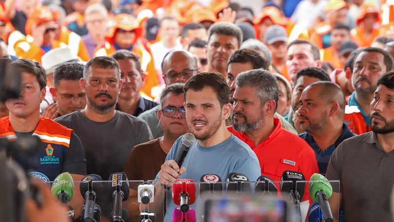 Prefeito Renato Junior inicia na zona Norte operação ‘Tapa-Buracos’ com 21 frentes de obras e 150 trabalhadores envolvidos no asfaltamento e limpeza de vias por toda cidade