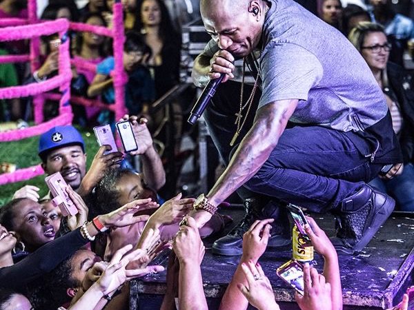 *Faltam 25 dias: Sorriso Maroto e Turma do Pagode no Sambódromo de Manaus*