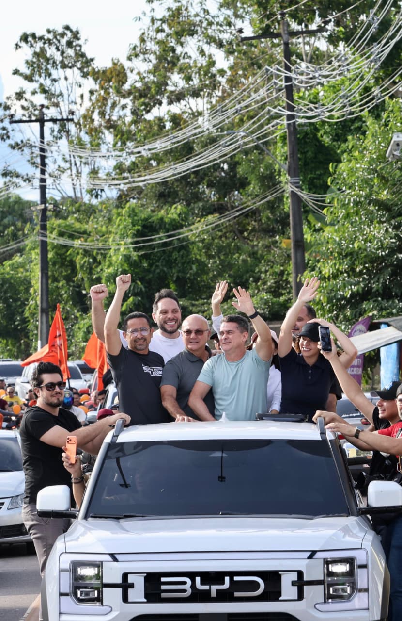 Coronel Menezes integra caravana do Avante que reuniu multidão em Itacoatiara neste feriado