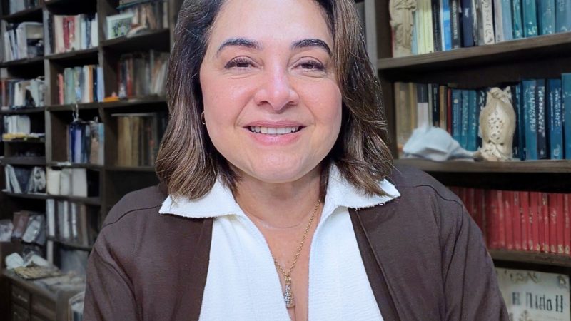 ‘Toda vez que os ataques aumentam, é sinal de que estamos no caminho certo’, afirma Professora Maria do Carmo em novo vídeo