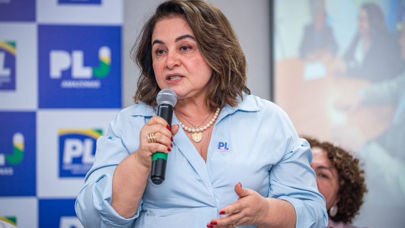 Mais fácil encontrar Lula em Paris do que em Parintins’, dispara Maria do Carmo ao denunciar presidente de abandonar o Amazonas e só aparecer em época de eleição