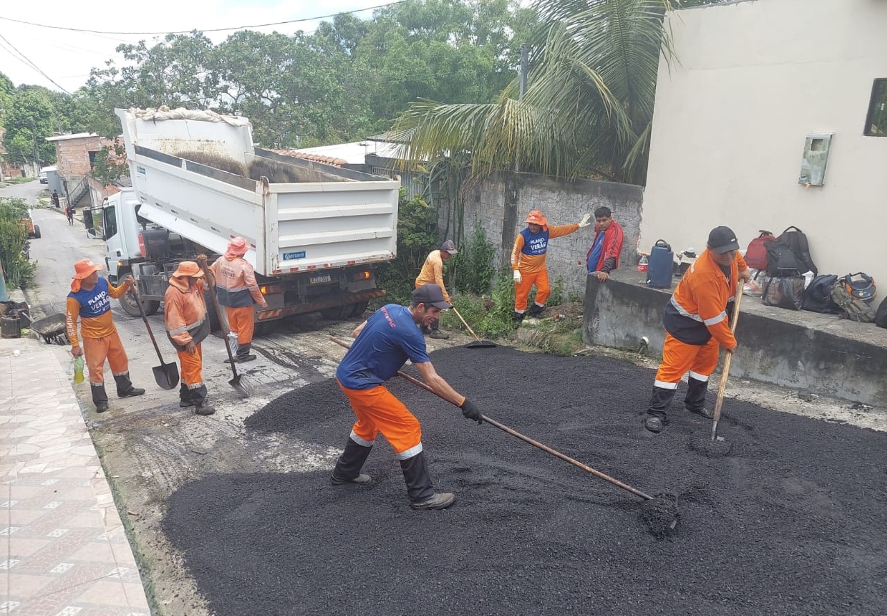 Prefeitura de Manaus entrega rua totalmente revitalizada no bairro Cidade de Deus e reforça avanço da infraestrutura na zona Norte