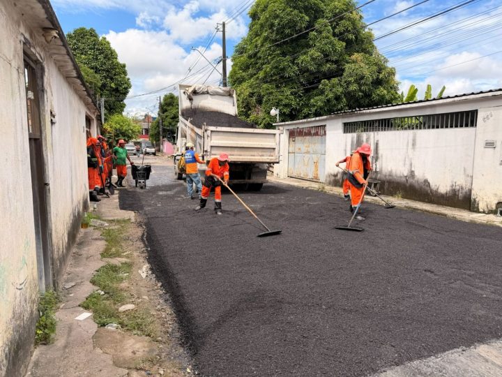 Prefeitura de Manaus intensifica operação ‘Tapa-Buracos’ e amplia recuperação viária no bairro Cidade Nova