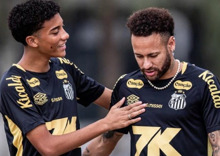 Robinho Jr. quer desculpas públicas de Neymar por agressão em treino