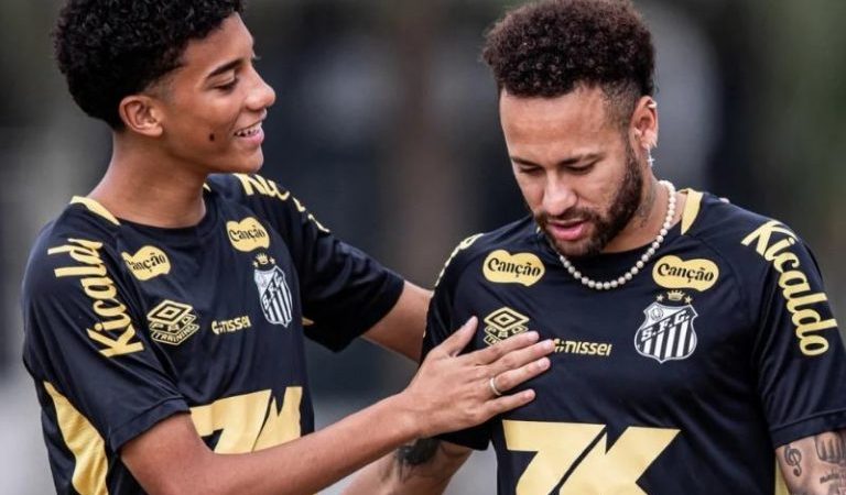 Robinho Jr. quer desculpas públicas de Neymar por agressão em treino
