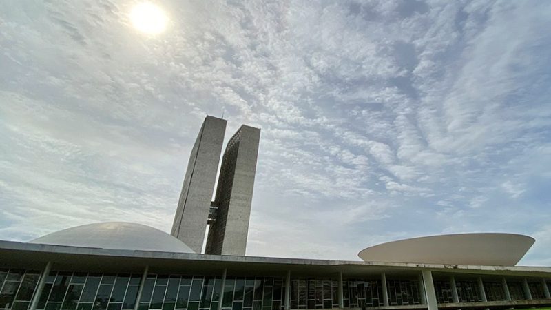 Após aprovação na Câmara, Senado analisará fim da escala 6×1
