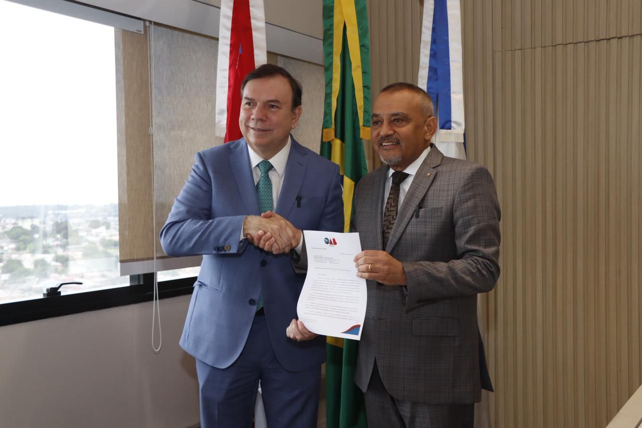 OAB-AM entrega lista sêxtupla ao TJAM para escolha de desembargador