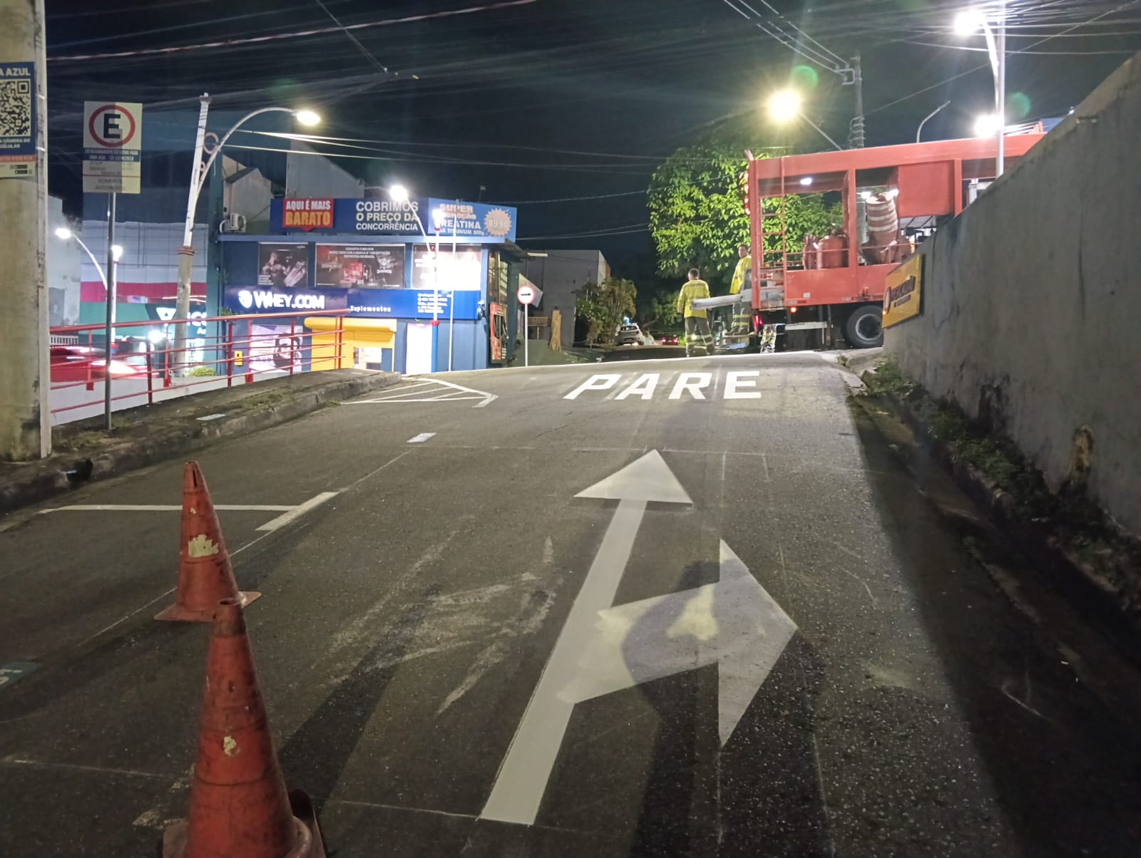 Prefeitura de Manaus implanta nova sinalização no Vieiralves para reduzir acidentes e organizar trânsito