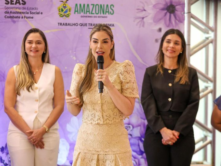 Durante baile ‘Rosas de Maio’, primeira-dama Thaisa Cidade destaca a importância do trabalho social do Estado no acolhimento e qualidade de vida das mulheres participantes