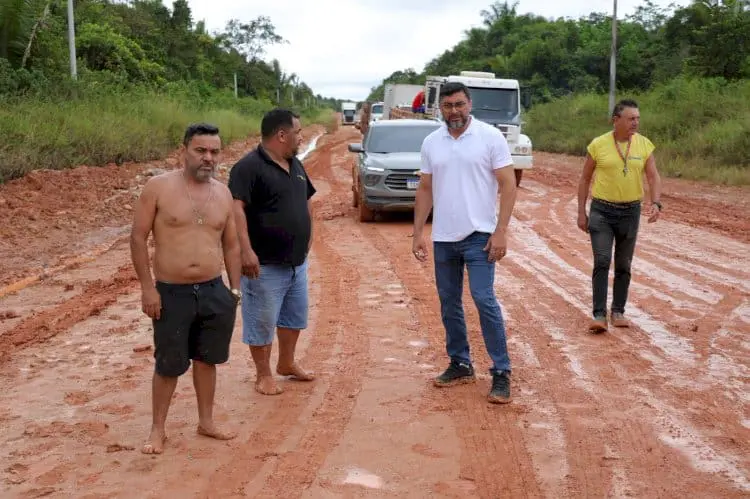 Wilson Lima percorre trecho da BR-319 e relata dificuldades enfrentadas por motoristas