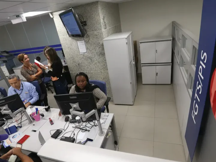 PIS/Pasep para quem nasceu em julho e agosto é pago nesta segunda