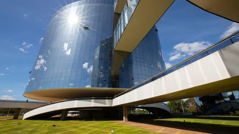 MPF pede anulação de nova licença de pré-sal e cita risco climático