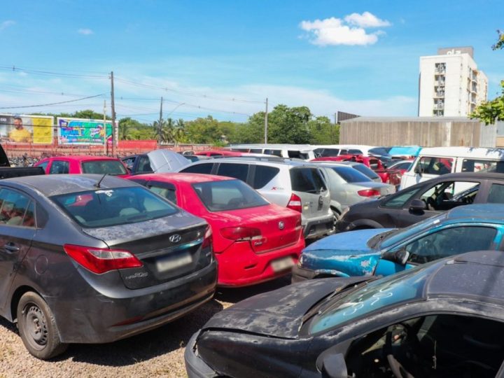 Polícia Federal realiza leilão de veículos e bens apreendidos em Manaus