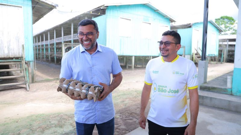 Produção cresce e renda de famílias aumenta após pavimentação de ramais realizada por Wilson Lima