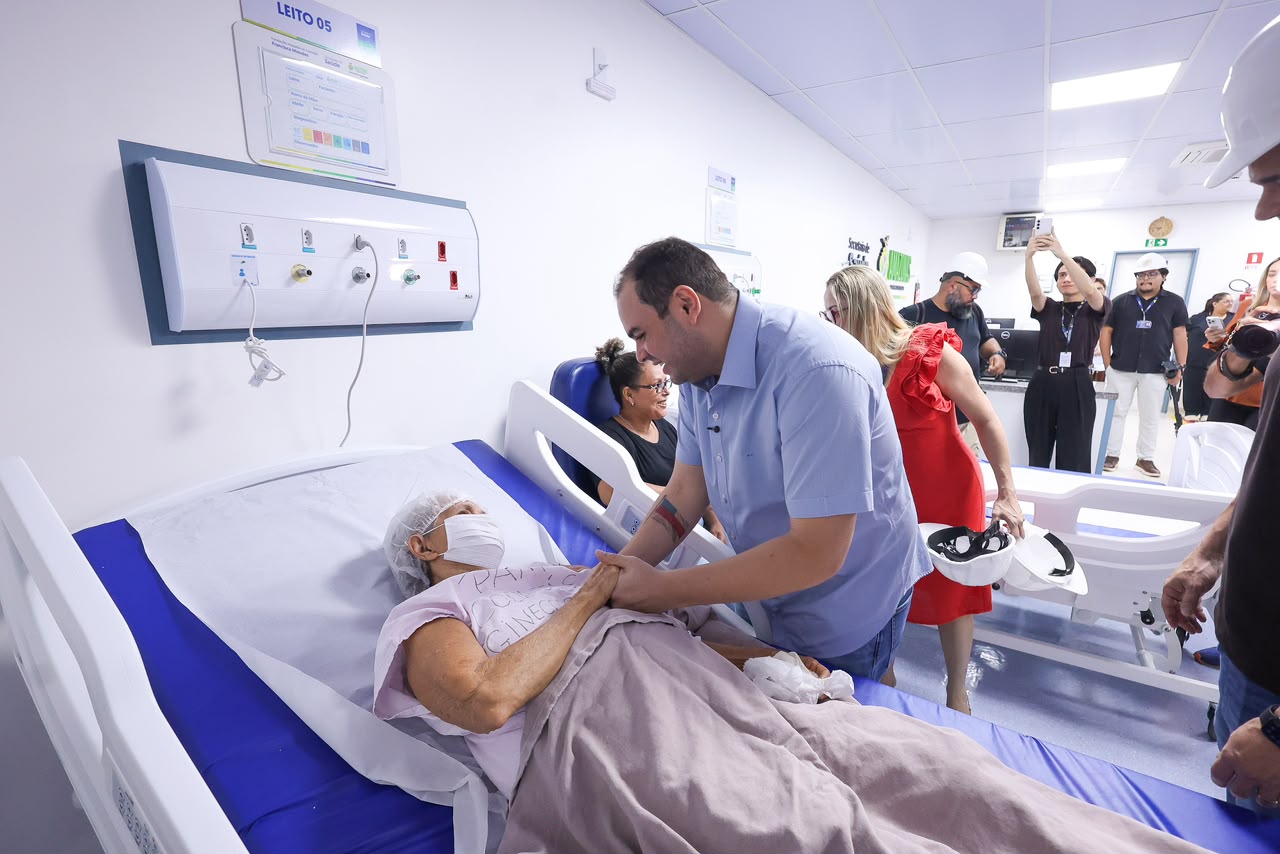 Roberto Cidade acompanha cirurgia cardíaca de criança e acelera obra que triplica leitos de UTI no Hospital Francisca Mendes