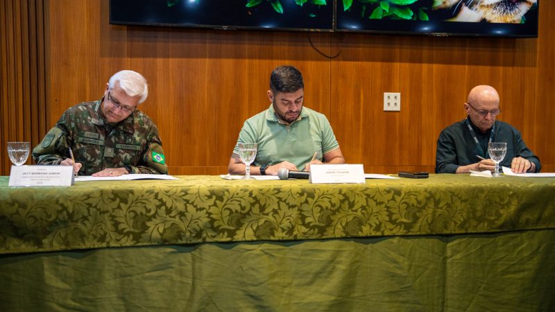 UEA e Exército Brasileiro firmam parceria em defesa cibernética