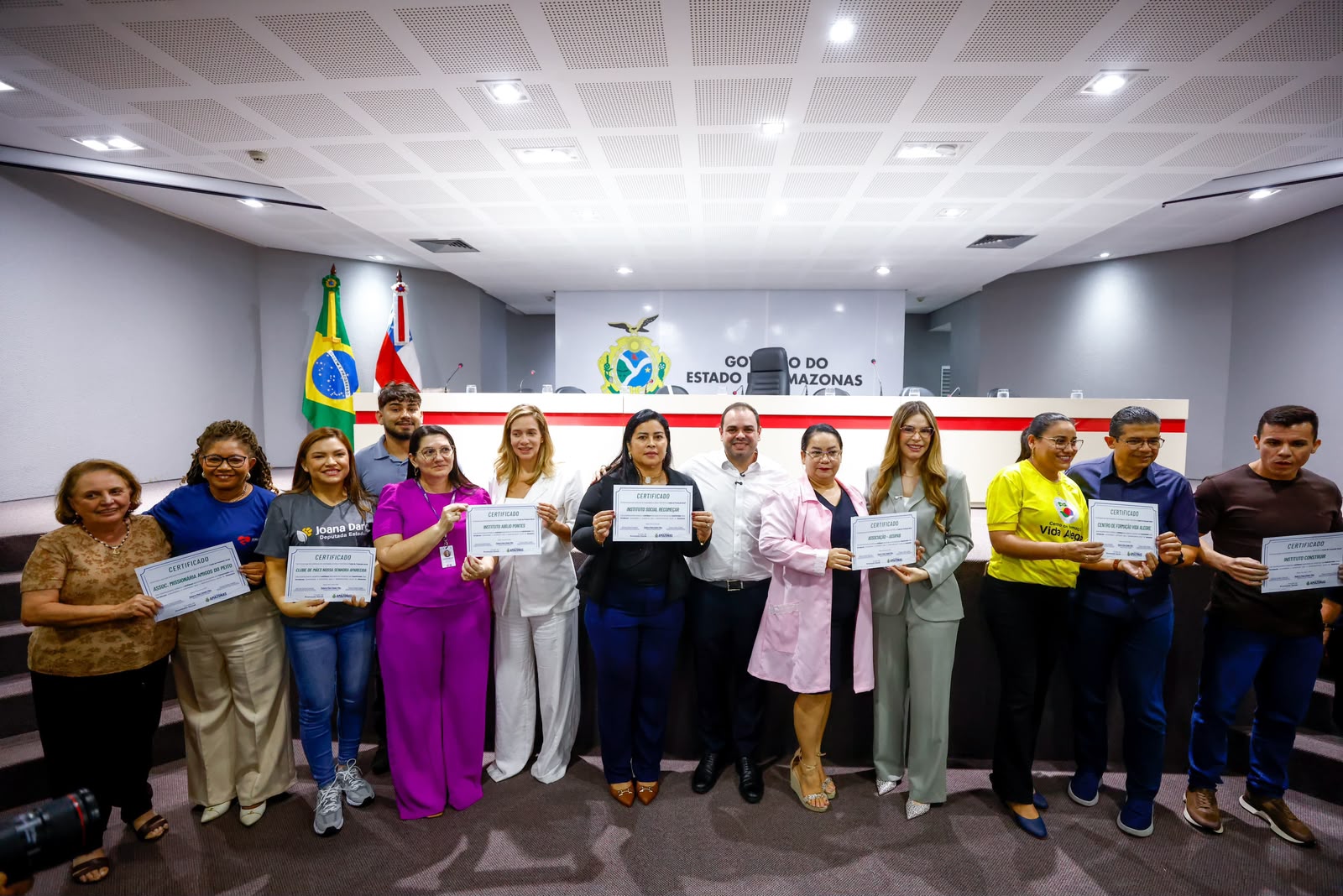 Roberto Cidade libera R$ 8,5 milhões para fortalecer projetos sociais nos bairros de Manaus