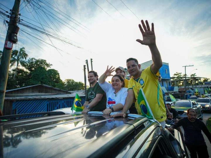 Professora Maria do Carmo arrasta multidão para as ruas de Jutaí e mostra que interior não tem dono