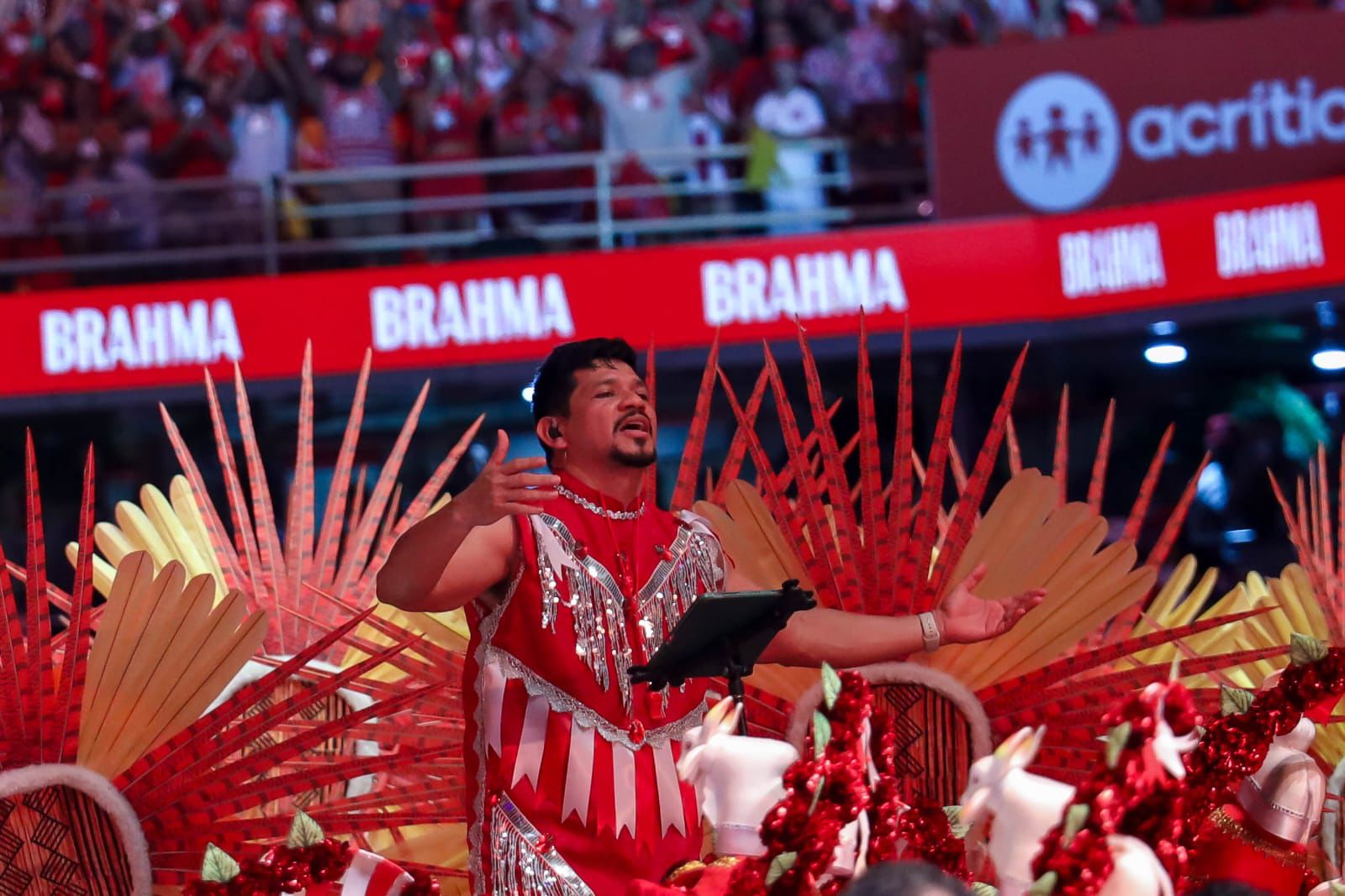 Marujeiros e batuqueiros celebram a cultura do Festival no Camarote Brahma