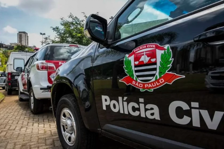 Operação WI-FI faz buscas em produtora do filme Dark Horse, sobre Bolsonaro