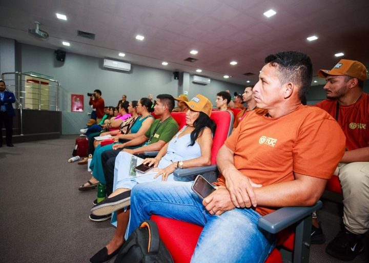 Sect, PGE-AM e Casa Civil debatem sobre regularização coletiva para povos e comunidades tradicionais do Amazonas