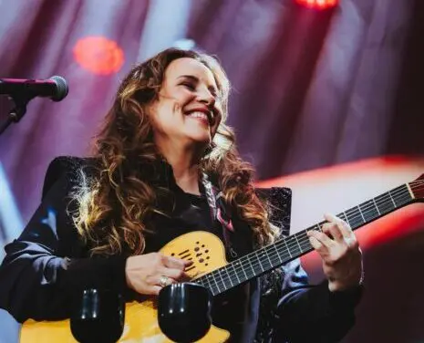 Contagem regressiva para o show de Ana Carolina em Manaus