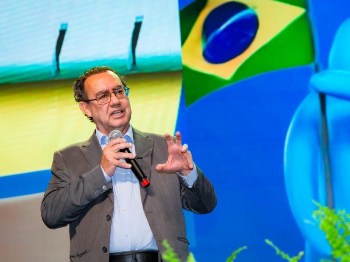 Augusto Cury lança pré-candidatura à Presidência em Manaus