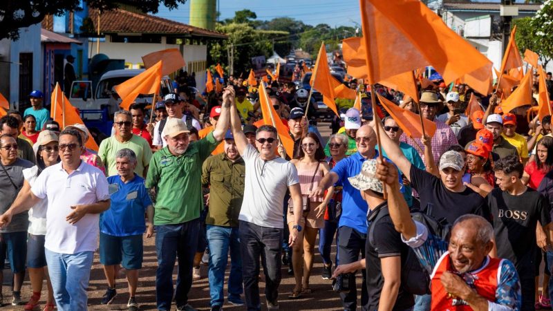Autazes recebe David Almeida com “lancheata” no Rio Madeira e grande mobilização na ruas