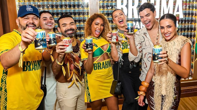 *Camarote Brahma reúne personalidades e movimenta a primeira noite do Festival de Parintins*