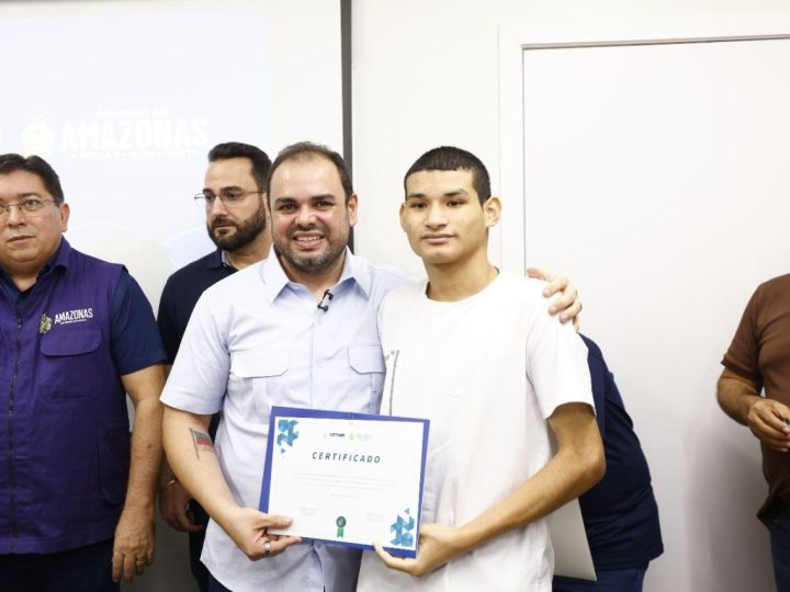 Governador Roberto Cidade inaugura oitava escola do Cetam em Manaus e lança edital para cursos presenciais na unidade
