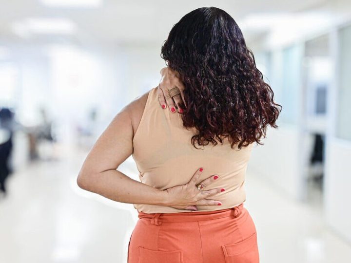 Pessoas com dor crônica terão atendimento integral garantido pelo SUS