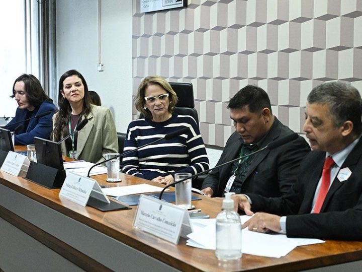 Curso de enfermagem indígena recebe reconhecimento na Comissão de Educação