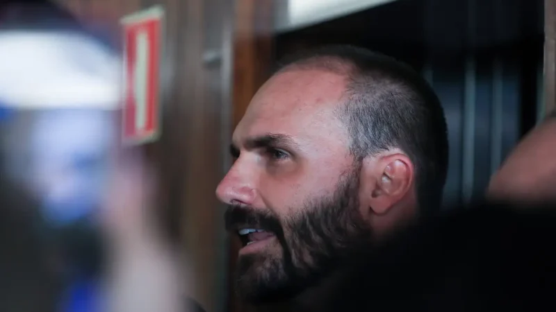 STF decide se Eduardo Bolsonaro será condenado no processo do tarifaço